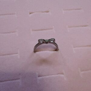 NWOT bow ring